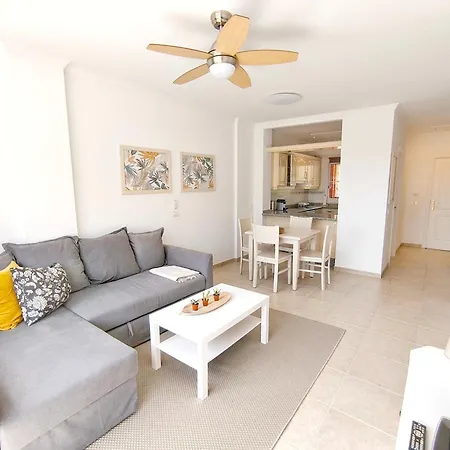 Estrella Canaria - Cristianos, Ac, Pool, Fibre Net, Tv Channels
