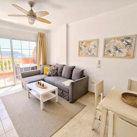 Estrella Canaria - Cristianos, Pool, Fibre Net, Tv Channels Apartamento