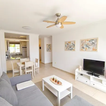 Apartament Estrella Canaria - Cristianos, Ac, Pool, Fibre Net, Tv Channels Los Cristianos (Tenerife)