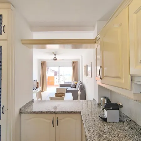Apartament Estrella Canaria - Cristianos, Ac, Pool, Fibre Net, Tv Channels Los Cristianos (Tenerife)