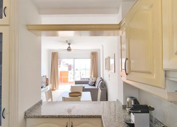 Apartment Estrella Canaria - Cristianos, Ac, Pool, Fibre Net, Tv Channels Los Cristianos (Tenerife)