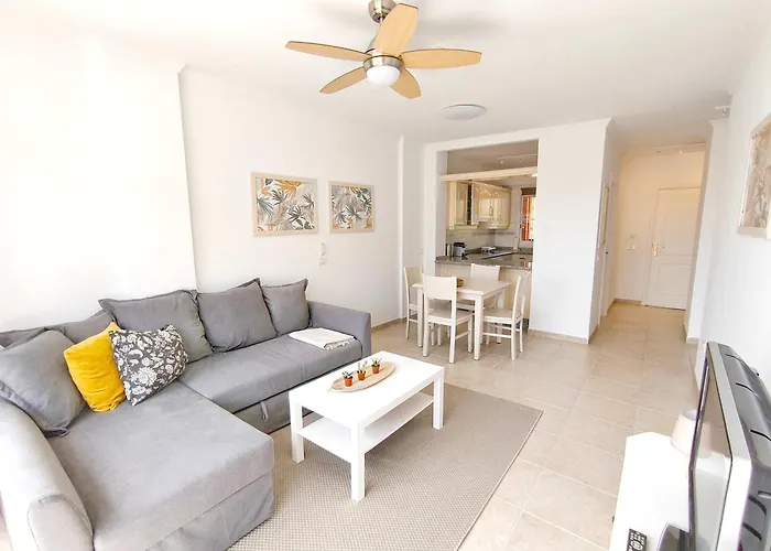 Estrella Canaria - Cristianos, Ac, Pool, Fibre Net, Tv Channels