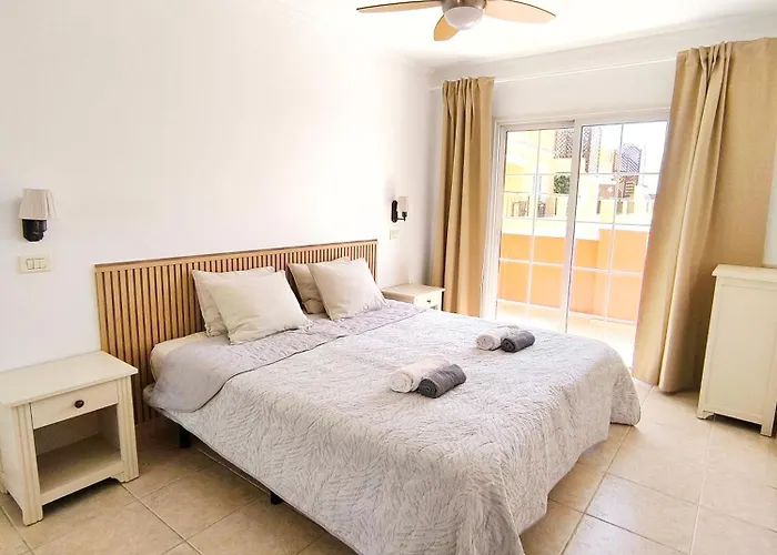 Estrella Canaria - Cristianos, Pool, Fibre Net, Tv Channels * Los Cristianos (Tenerife)